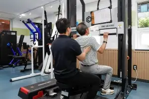 성동구, 스마트헬스케어로 어르신 근력 키운다