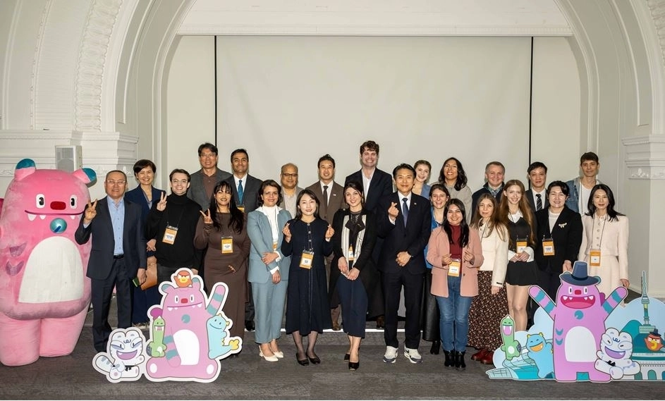 지난 27일 열린 ‘2026 제1회 서울시 명예시민 네트워킹 데이’에서 참석자들이 기념촬영을 하고 있다.