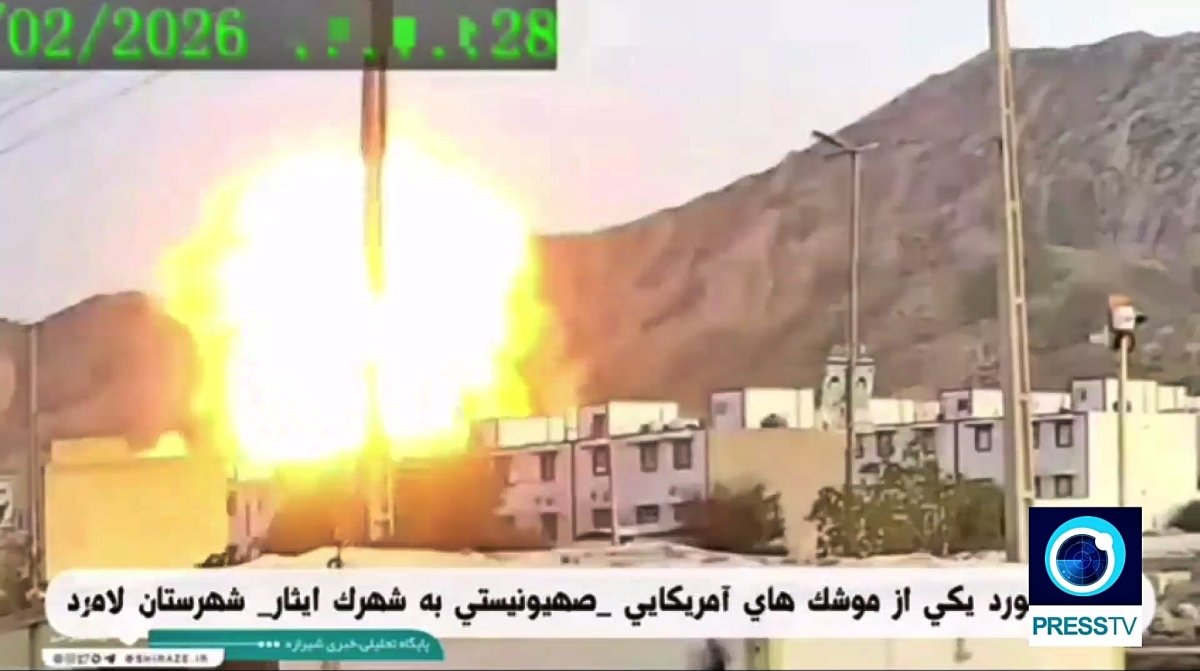 29일(현지시간) NYT는 이란 여자배구 선수 등 21명의 사망자가 발생한 지난달 28일 이란 남부 라메르드 공격에 미국이 신형 PrSM을 활용한 것으로 분석됐다고 보도했다. 매체는 현장 영상에서 공중폭발 양상과 텅스텐 파편 확산 흔적이 확인됐으며, 이는 PrSM의 특성과 부합한다고 전했다. 2026.3.11 프레스TV