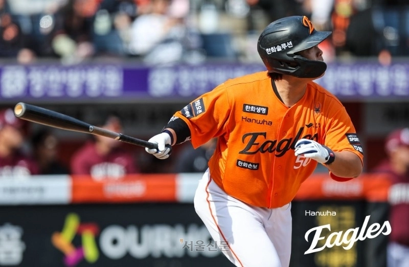 한화 이글스 강백호가 29일 대전 한화생명 볼파크에서 열린 2026 KBO리그 키움 히어로즈와 치른 안방경기에서 3회말 무사 1루에서 투런 홈런을 치고 있다. 2026.3.29 한화 이글스 제공