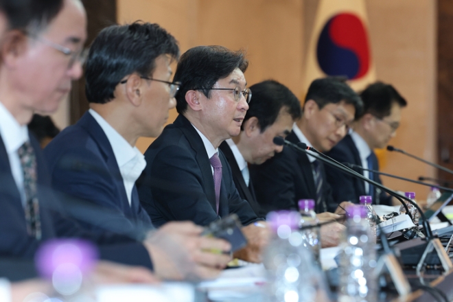 [사설] 중동 사태 장기화에 금융시장 요동, 실물경제 충격 줄여야