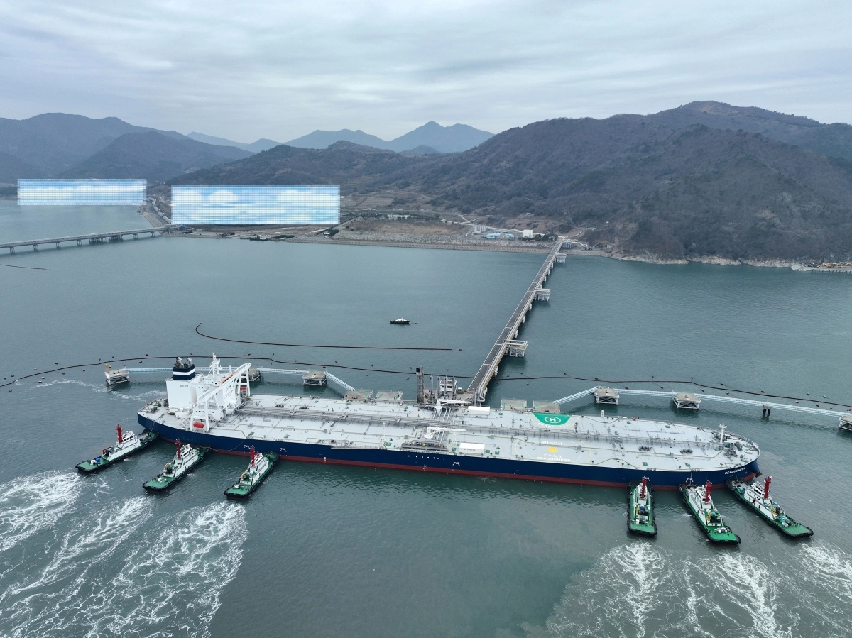 UAE 원유 200만 배럴 한국석유공사 여수 비축기지 입고