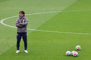 이번에도 ‘스리백’ 카드…“수비 가담… 더 움직여라”