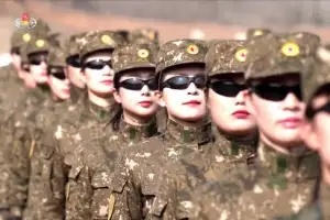 [포토] 북한, 여군 특수부대 훈련 시범 공개