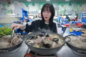 인기 유튜버 쯔양, ‘부안 갯벌’ 알린다