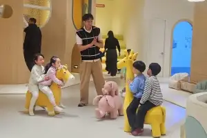 책 읽고 영어 배우고… ‘여의도 브라이튼 도서관’ 임시 개관