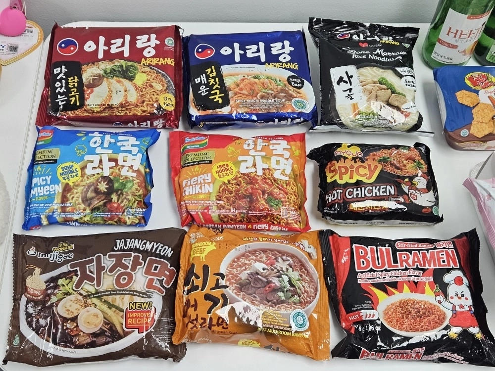 지식재산처가 해외에서 수거한 K-브랜드 위조 상품. 지식재산처 제공