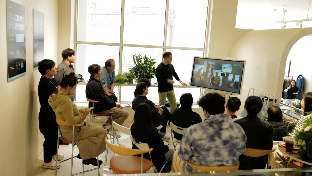 서울에서 개최된 플라이텍 제품 설명회에서 참석한 업계 관계자들 모습.(사진=플라이텍 제공)