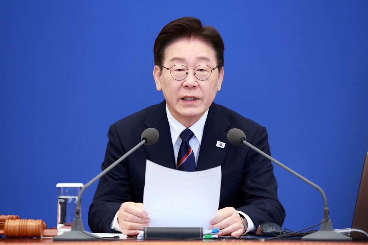 국무회의 발언하는 이재명 대통령