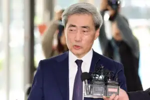 [포토] 신현송 한은총재 후보 “현 환율 큰 우려 없어”