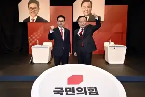 이철우·김재원, 첫 토론부터 정면 충돌…현안, 정치행보 두고 설전