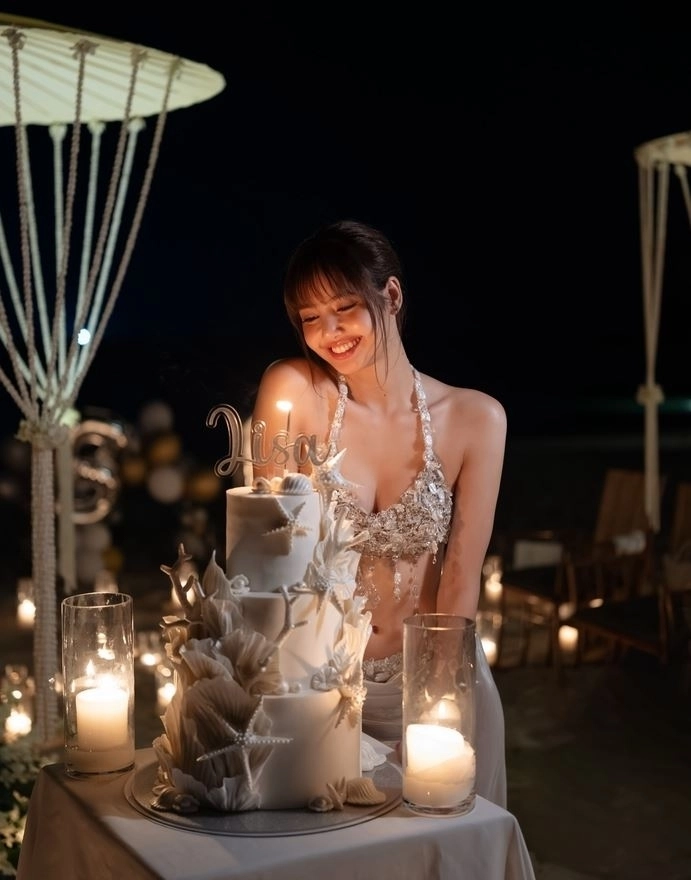 사진=리사 SNS 캡처