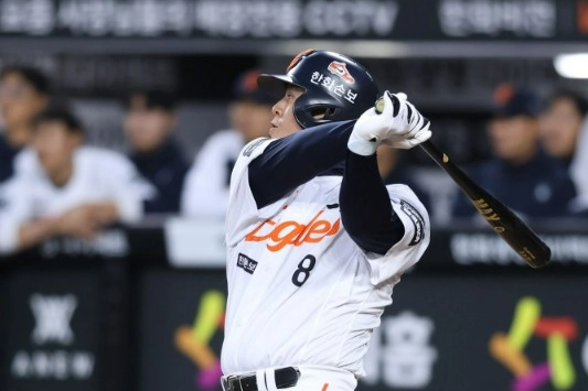 노시환이 31일 대전 한화생명이글스파크에서 열린 2026 프로야구 한화 이글스와 KT 위즈의 경기에서 스윙하고 있다. 2026.3.31 한화 이글스 제공