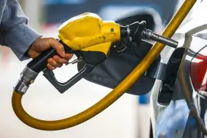 2일 0시 원유 자원안보 위기경보 ‘경계’ 격상