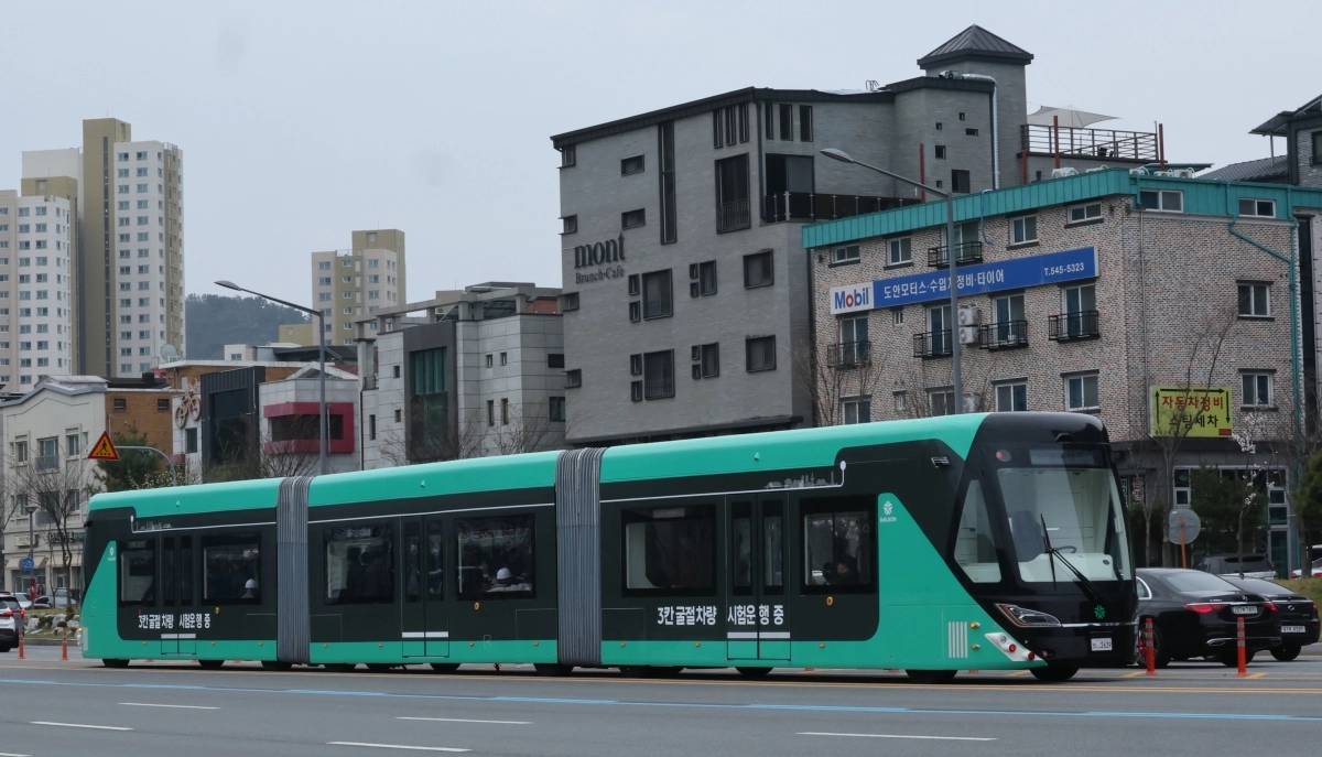 대전에 전국 첫 3칸 굴절차량