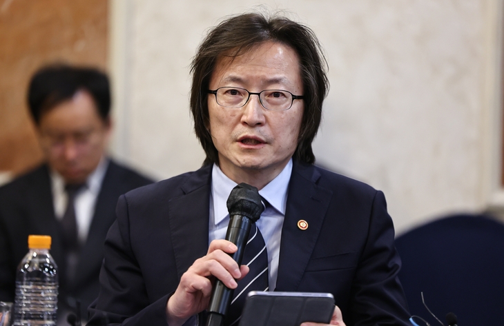 발언하고 있는 주병기 공정거래위원장. 서울신문DB