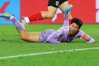 슛 23번 쏴도 노 골…  창끝 무뎠고 뒷문 뚫렸다