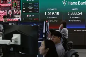 코스피·코스닥, 트럼프 이란 비판 연설에 하락 전환