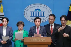 국힘 예결위원들 “李정부 정책실패 떠넘기는 ‘선거용 돈풀기 추경’”
