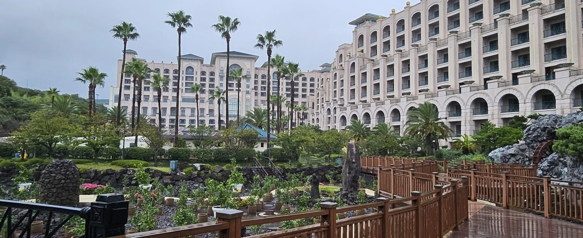 제주도는 한국관광공사와 함께 ‘2026 대한민국 숙박세일 페스타(봄편)’를 시행한다. 제주 강동삼 기자