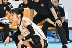 김영래 감독대행 “6㎏ 빠졌다”…리더십 공백 절감한 한국도로공사