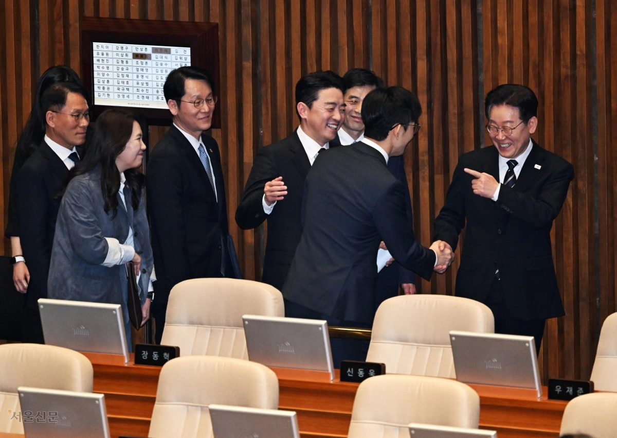 국민의힘 의원들과도 모처럼 화기애애