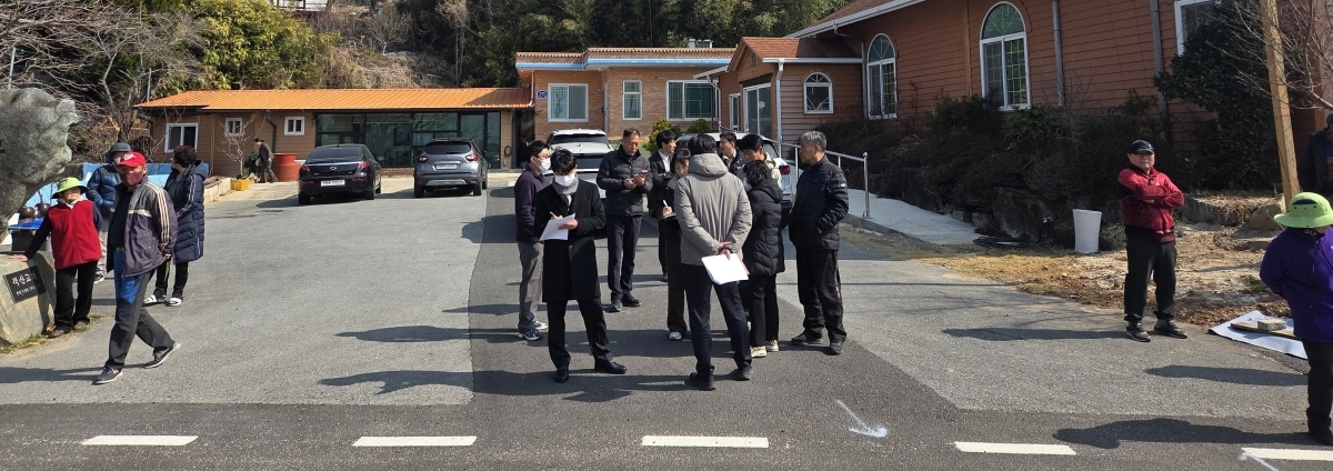 전남도가 교통환경 개선사업 대상지 현장을 답사하고 있다.