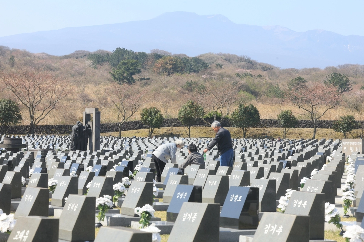 제주4·3 행방불명 희생자를 기립니다