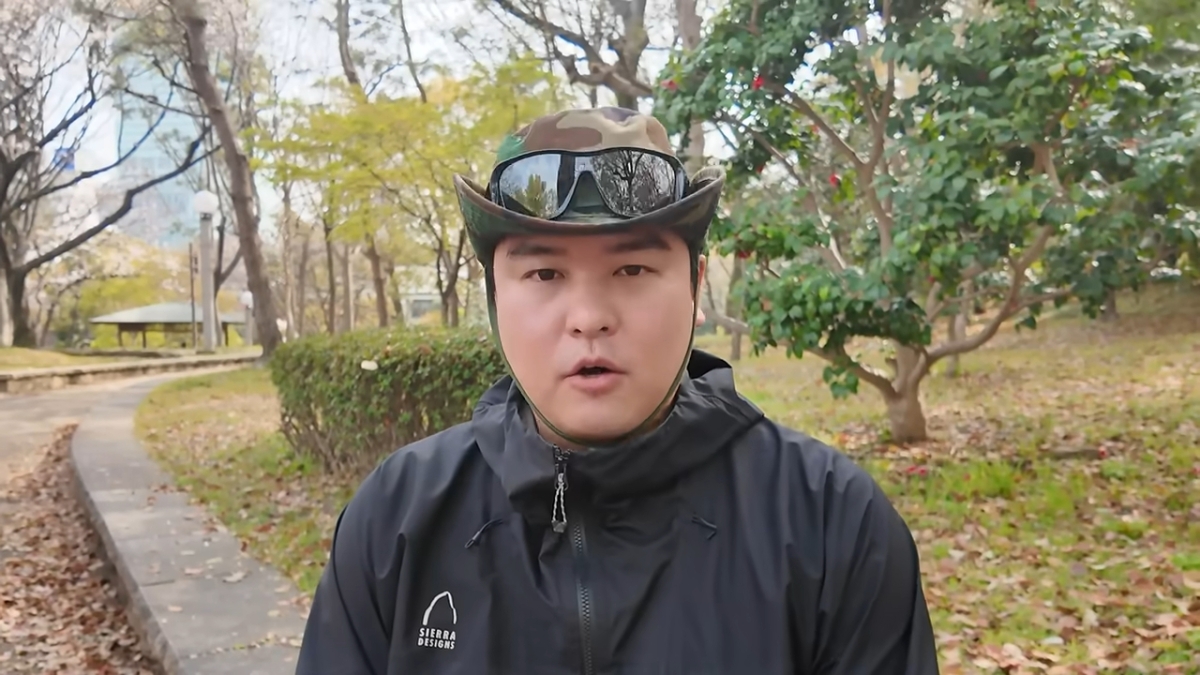 배우 이장우가 지난 2일 자신의 유튜브 채널을 통해 식자재 미지급 의혹에 대해 해명했다. 유튜브채널 ‘살찐삼촌 이장우’ 캡처