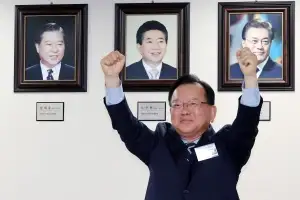 민주 대구시장 후보에 김부겸… “국가원로 박근혜 방문은 도리”