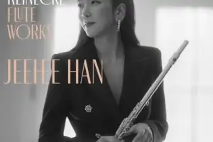 thumbnail - 신세계 정용진 부인 플루티스트 한지희, 데뷔 앨범 발매