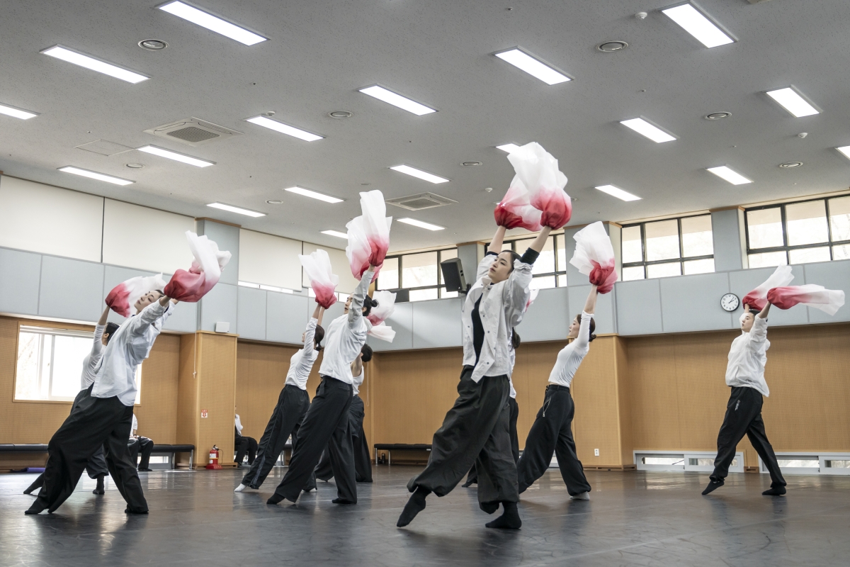‘귀향’의 군무. 국립극장 제공