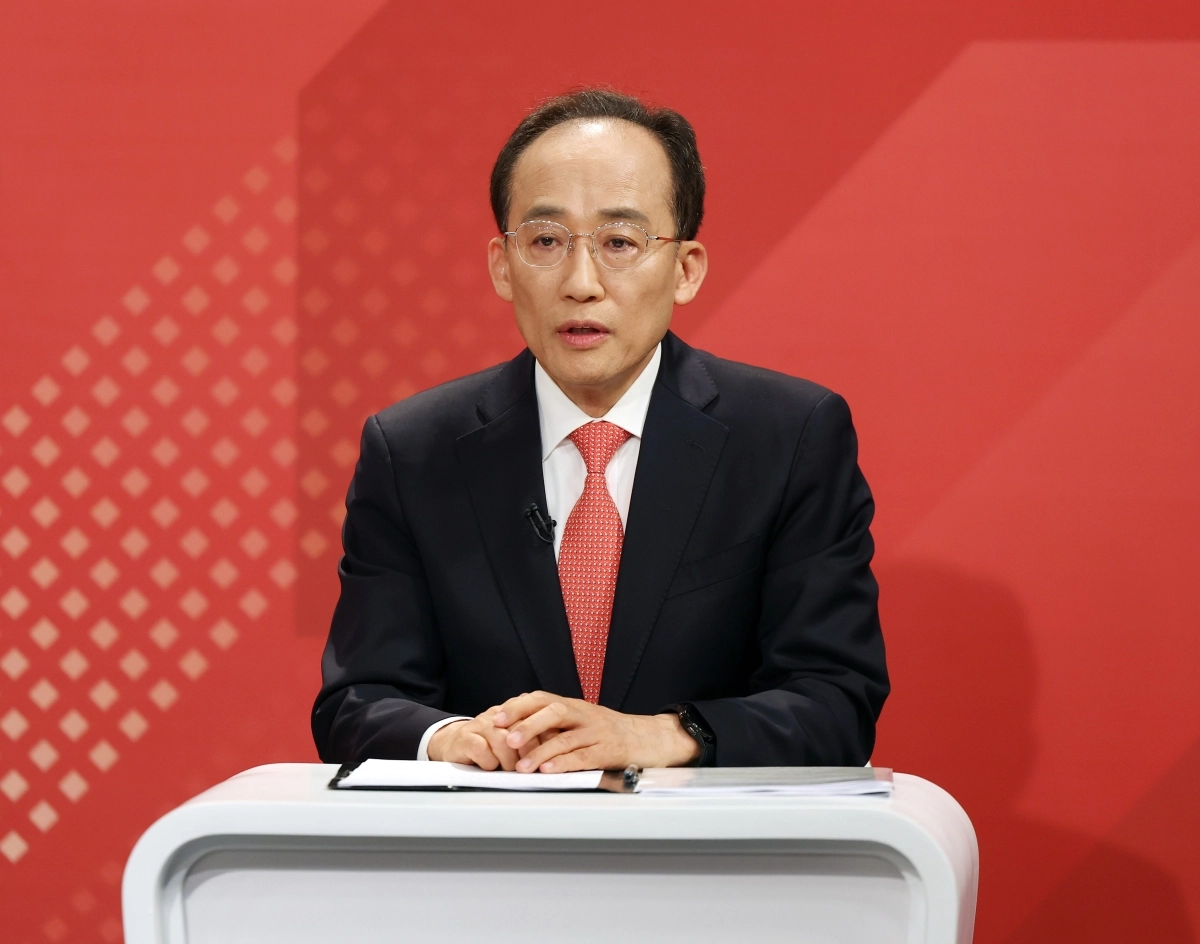 대구시장 후보 토론회서 발언하는 추경호