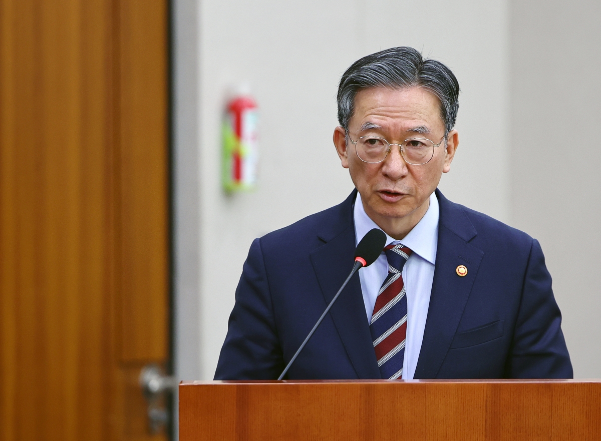 정성호 법무부 장관이 7일 서울 여의도 국회에서 열린 ‘윤석열 정권 정치검찰 조작기소 의혹사건 진상규명’ 국정조사특별위원회 전체회의에서 발언하고 있다. 뉴시스