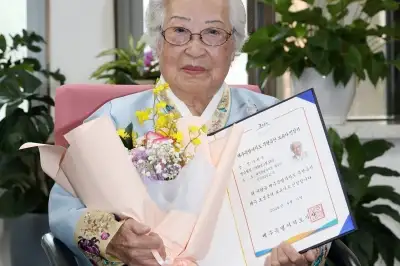 제주 전통 수의 ‘호상옷’ 74년 지켜온 장인… 송희순 씨 무형유산 보유자 인정