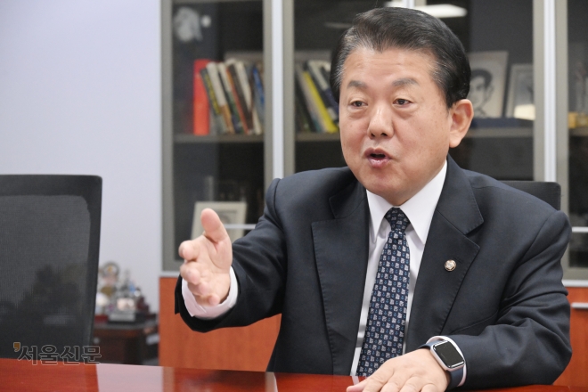 “중동전쟁 판도 바꾼 AI… 자주국방 위한 AI 무기체계 서둘러야”[최광숙의 Inside]