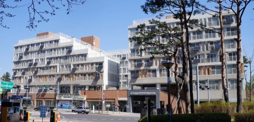 ‘중간집’(단기 지원주택)이 조성될 예정인 신내동 신내의료안심주택 전경. 중랑구 제공