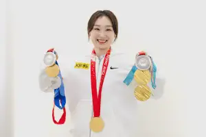 은퇴 선언했는데 실력이 뛰어난 문제가…최민정, 대표선발전 1위