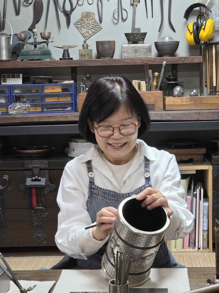 승경란 입사장 보유자. 국가유산청 제공