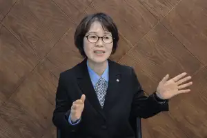 “58년 토박이, 주민 사정 가장 잘 알아” “공동체 금융으로 주민 삶 보듬어야”
