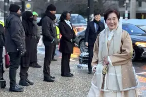 홍라희 명예관장, 삼성전자 주식 3.1조원 블록딜…상속세 대장정 마침표