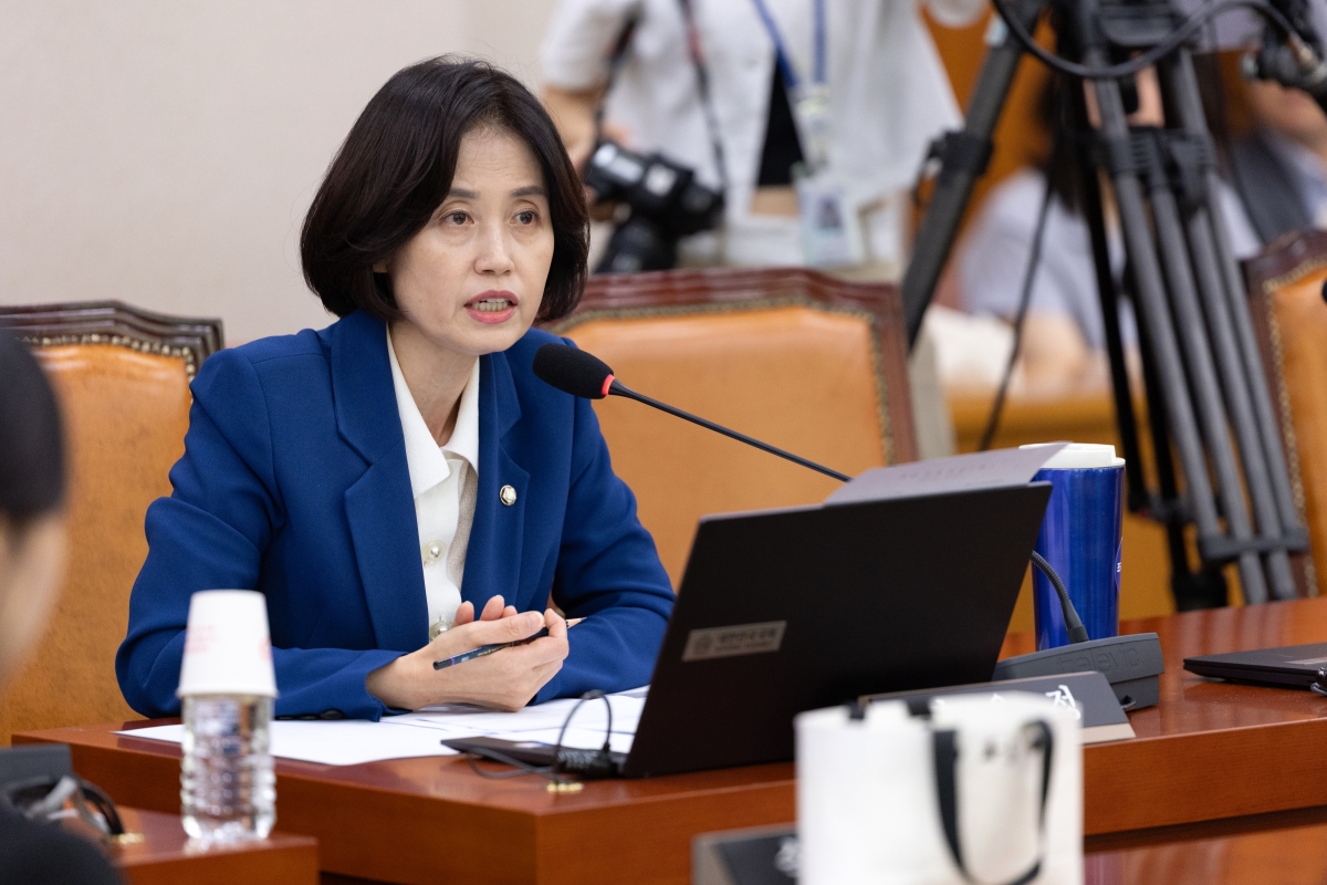 2025년 9월  5일 서울 여의도 국회에서 열린 제429회 국회(정기회) 법제사법위원회 검찰 개혁 입법청문회에서 박은정 조국혁신당 의원이 발언하고 있다. 뉴스1