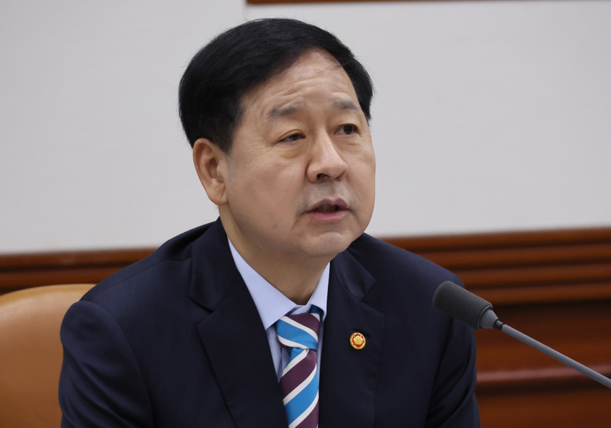 구윤철 부총리, 민생물가 특별관리 관계장관TF 발언     (서울=연합뉴스) 이정훈 기자 = 구윤철 부총리 겸 재정경제부 장관이 9일 서울 종로구 정부서울청사에서 열린 민생물가 특별관리 관계장관TF에서 발언하고 있다. 2026.4.9     uwg806@yna.co.kr