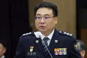 ‘선관위 경찰 배치’ 前경기남부청장 내란 혐의 불구속 송치