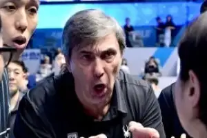 부진한 경기력에, 미흡한 판정에, 레전드는 구설에…뒷말 무성 프로스포츠