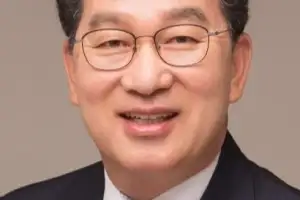 신정훈 의원, 김영록 후보 지지 선언