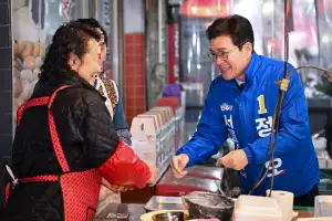 서울시장 與후보에 ‘李대통령 칭찬’ 정원오…현역의원 꺾고 본선