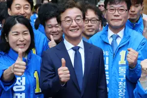 전재수 무혐의에 野 “정권이 꽃길”·긴급 최고위…정청래 “두 배로 응원”