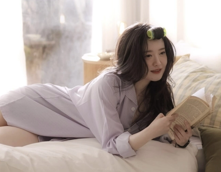 배우 구혜선이 쿠롤 제품을 착용하고 있는 모습. 구혜선 인스타그램