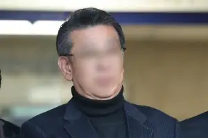 ‘장애인 성학대 의혹’ 색동원 시설장 재판 시작… 공소사실 특정 공방